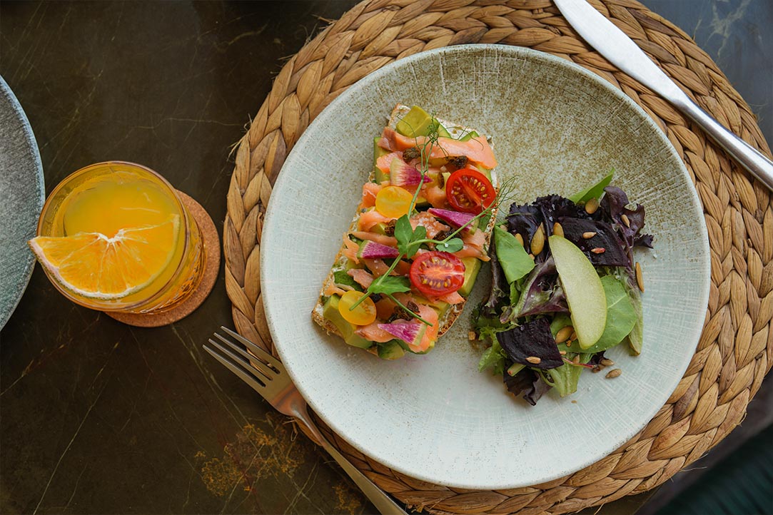 Tostada de salmón